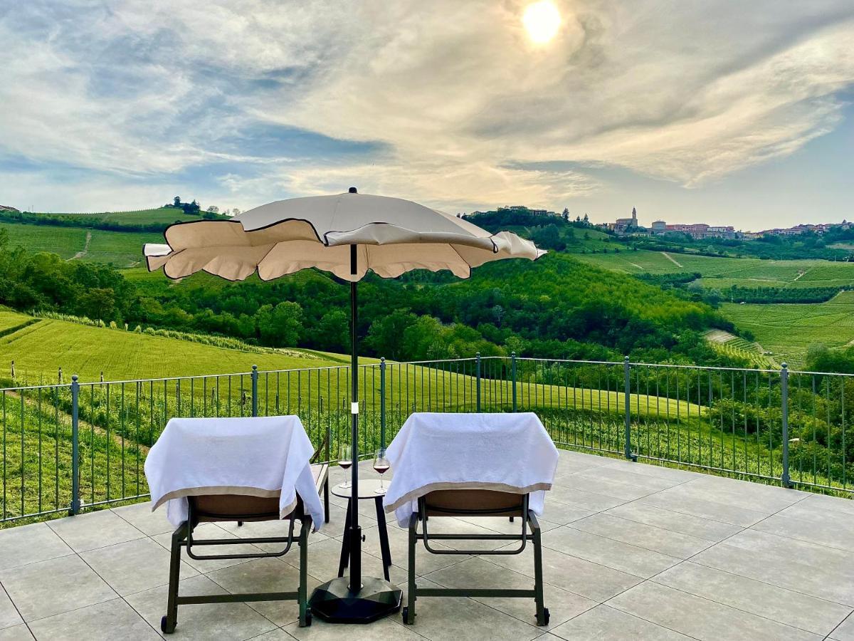 Le Cornici - Cascina Di Charme Hotel Diano d'Alba Exterior photo