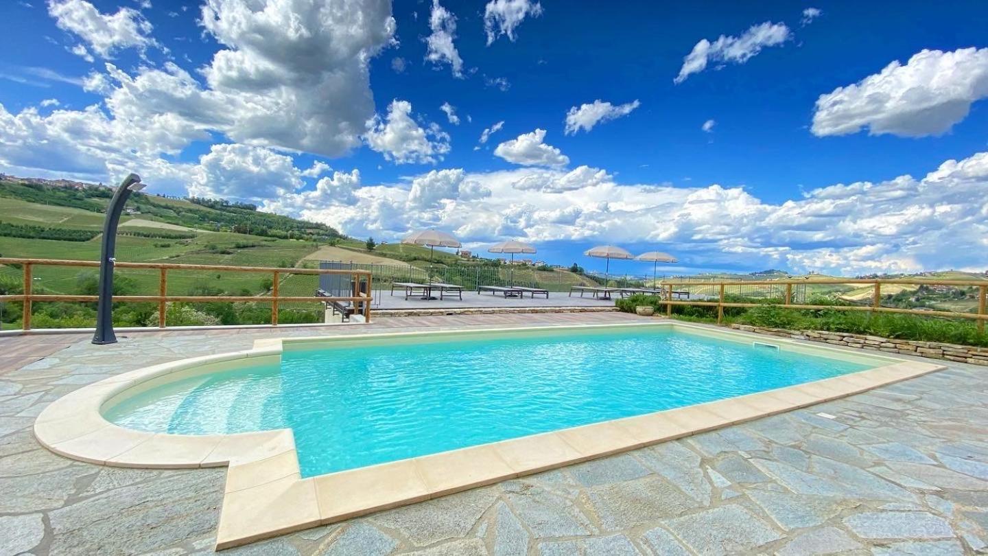 Le Cornici - Cascina Di Charme Hotel Diano d'Alba Exterior photo